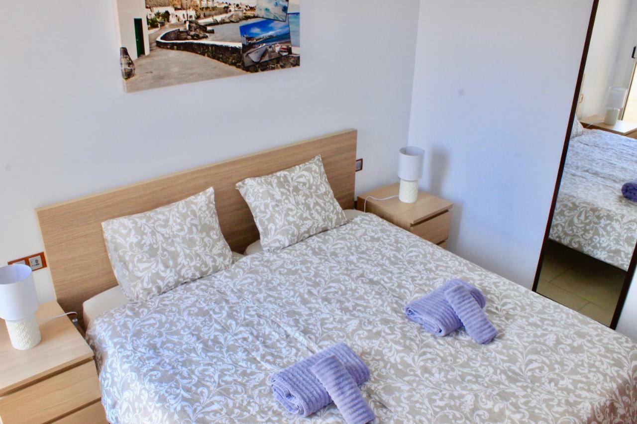 Sunny Ocean View Apartment 波里斯-德阿沃纳 外观 照片